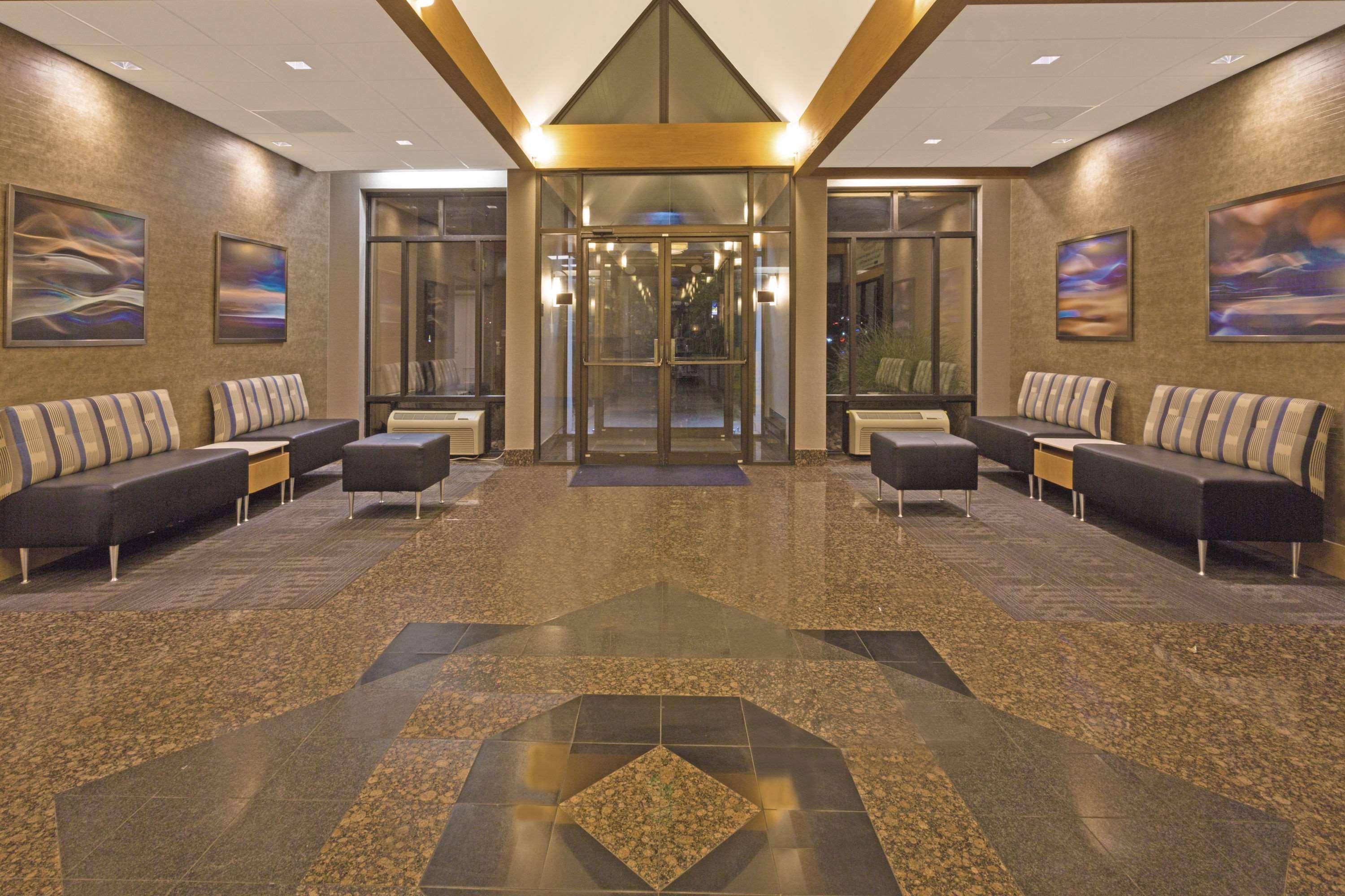 Days By Wyndham Washington Dc Hotel
